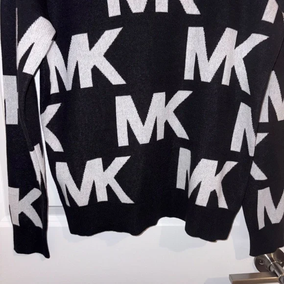 Michael Kors Long Sleeve Monogrammed Sweaters for Women Size Small - Picture 4 of 12